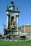 Placa Espanya with the Christopher Columbus monument