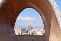 Basilica de La Sagrata Familia in the distance