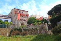 A stop at Begur on the way to Costa Brava