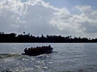 Heading out in the morning on the Rio Tortuguero